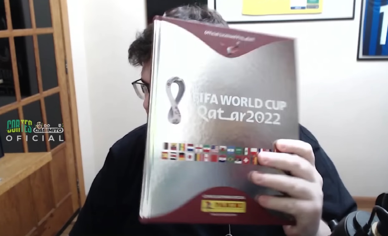 COMPLETANDO O ÁLBUM DE FIGURINHAS DA COPA DO MUNDO 2022 