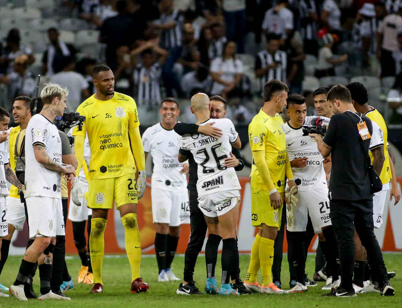 Corinthians vence o Palmeiras no jogo de ida da semifinal do