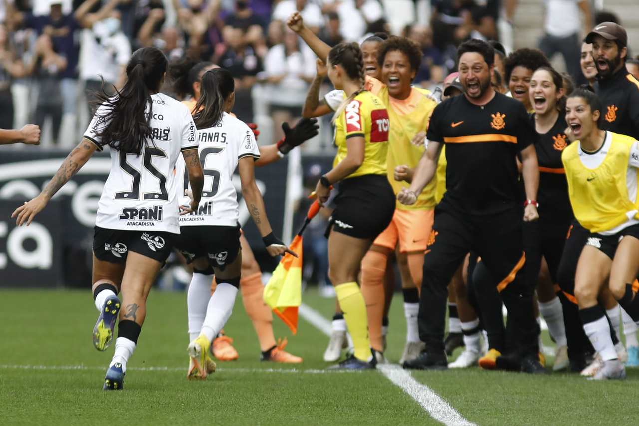 Palmeiras vence no Paulista Feminino e sobe na tabela de classificação