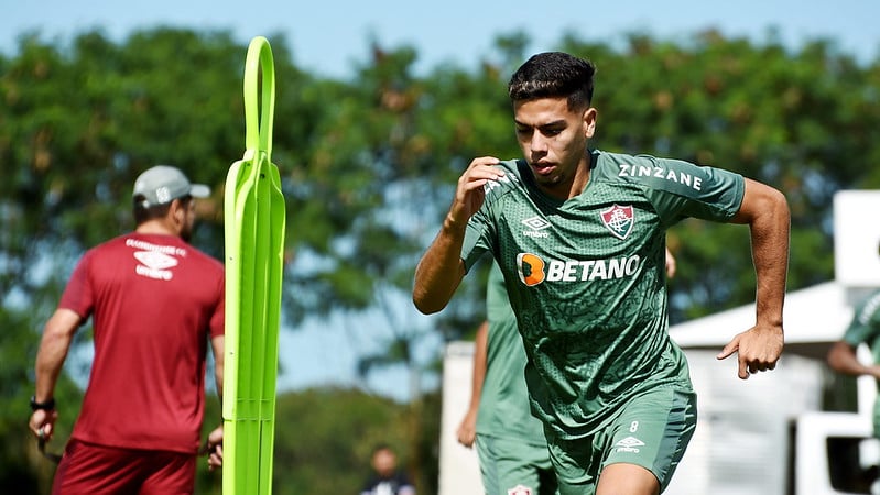 Nonato abre o jogo sobre sondagens para deixar o Fluminense e revela  abatimento após empate - Lance!