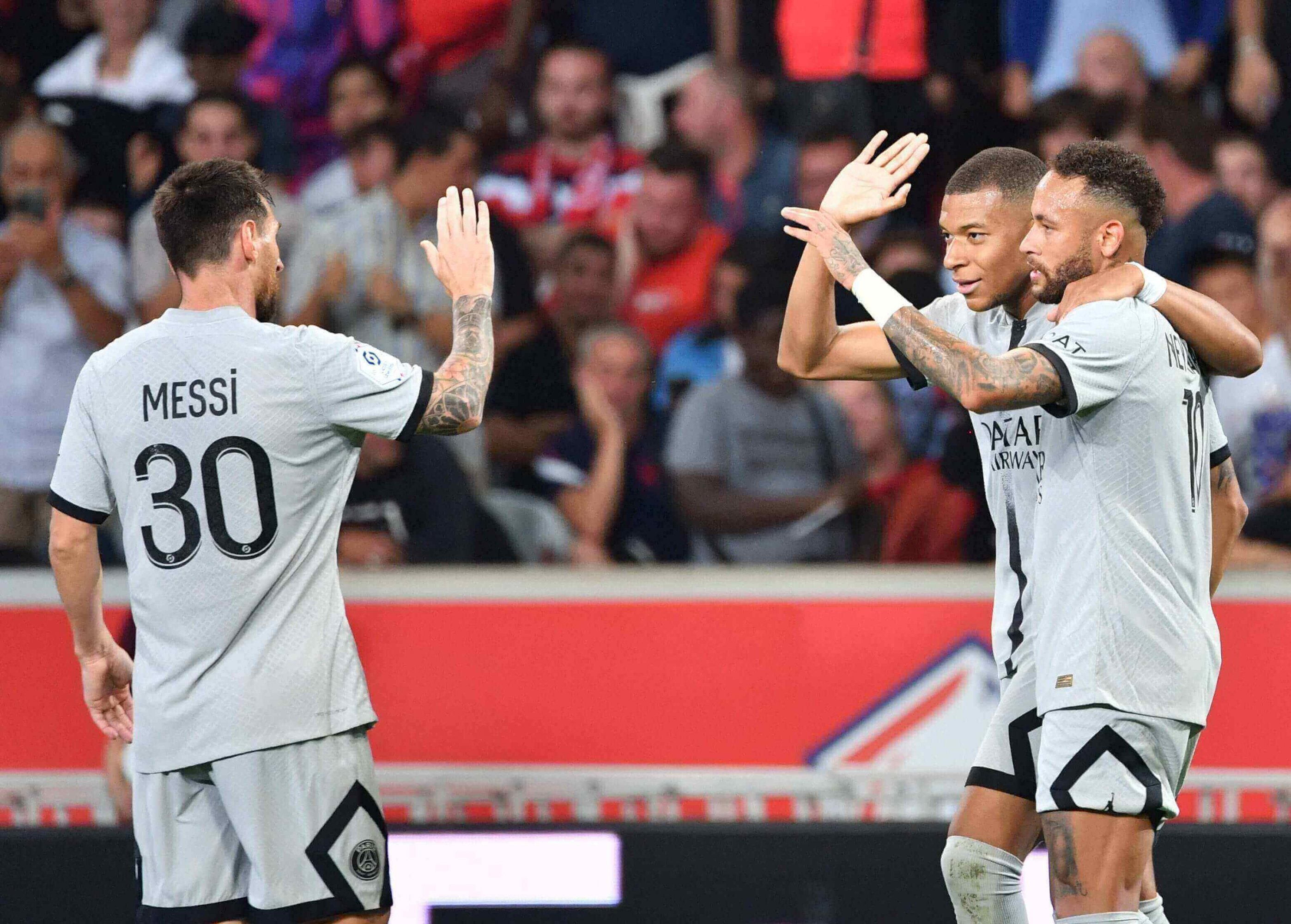 Estádio TNT Sports - OS TRÊS MAIORES SALÁRIOS DO FUTEBOL! E aí