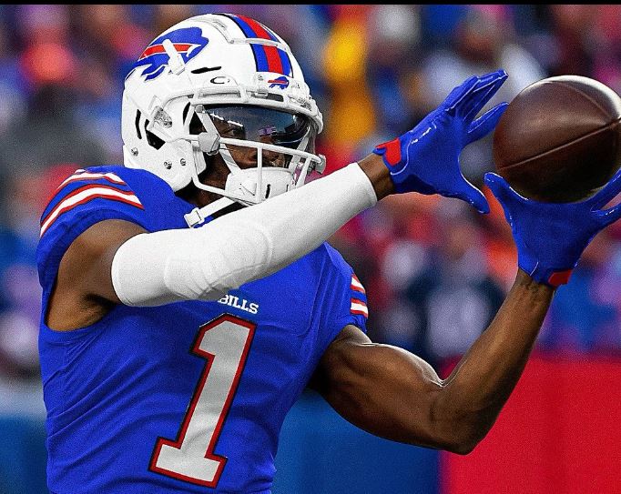 Rams e Bills fazem jogo de abertura da temporada na NFL, futebol americano