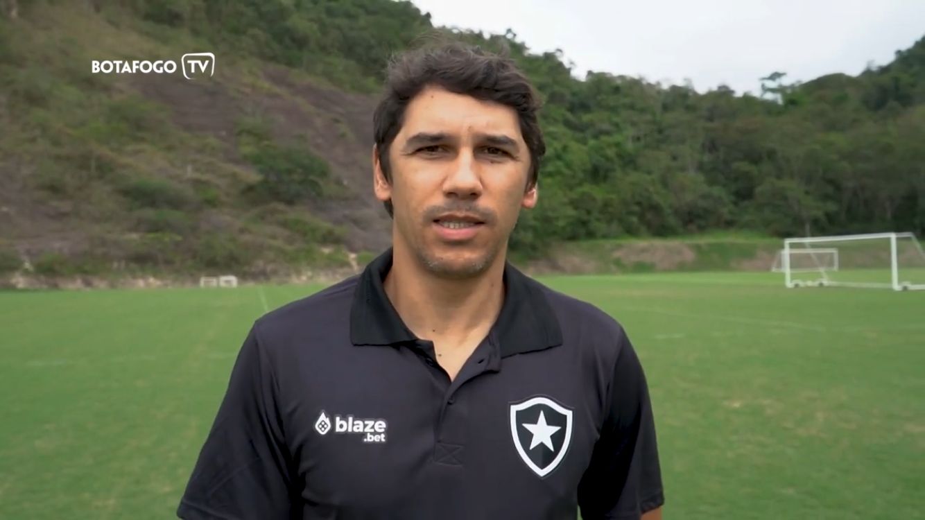 Goiás tem dois desfalques para jogo contra o Botafogo pelo Campeonato  Brasileiro - Fogo na Rede