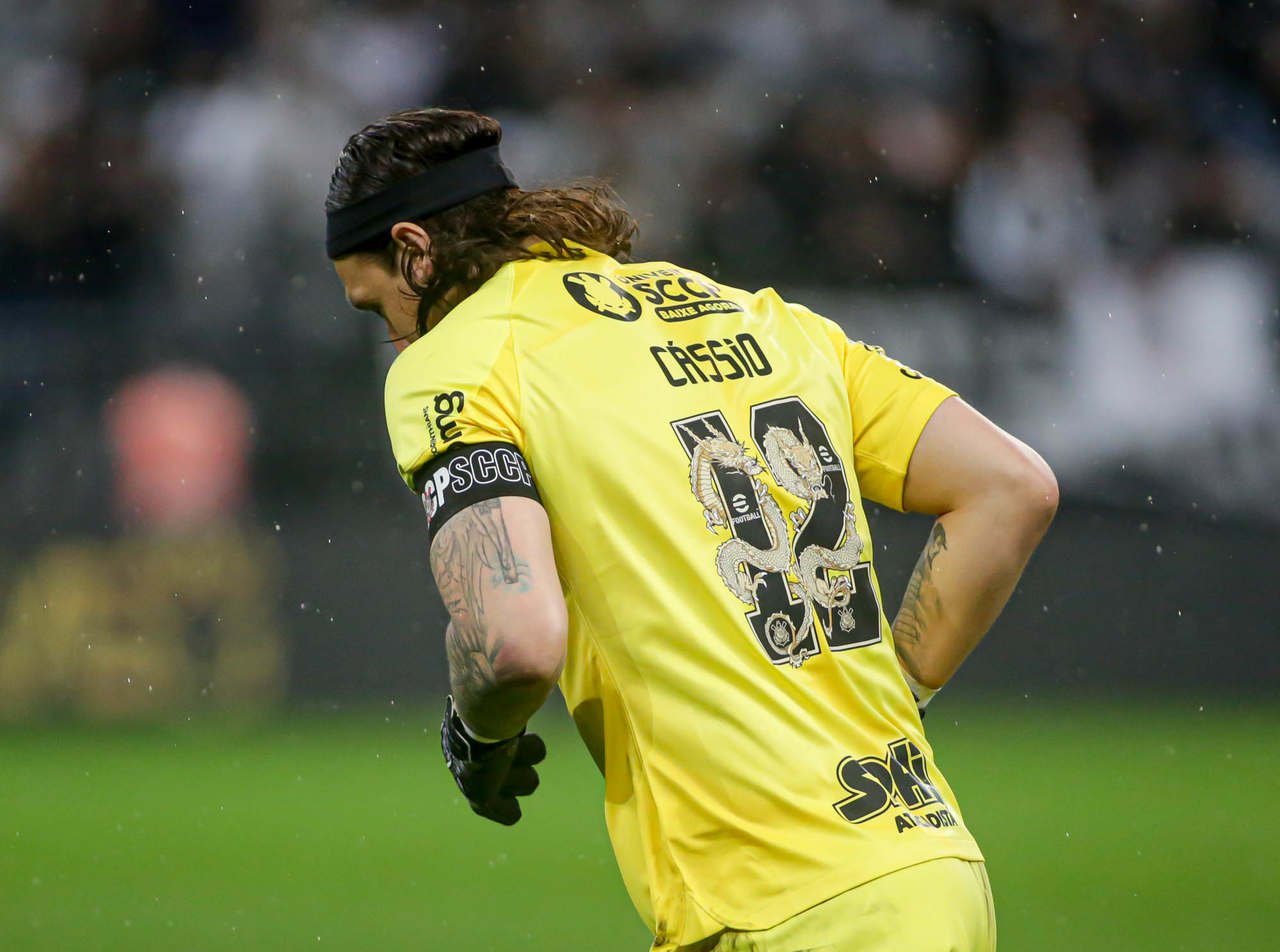 Carlos Miguel revela momento em que ficou sabendo que seria titular na Copa  do Brasil