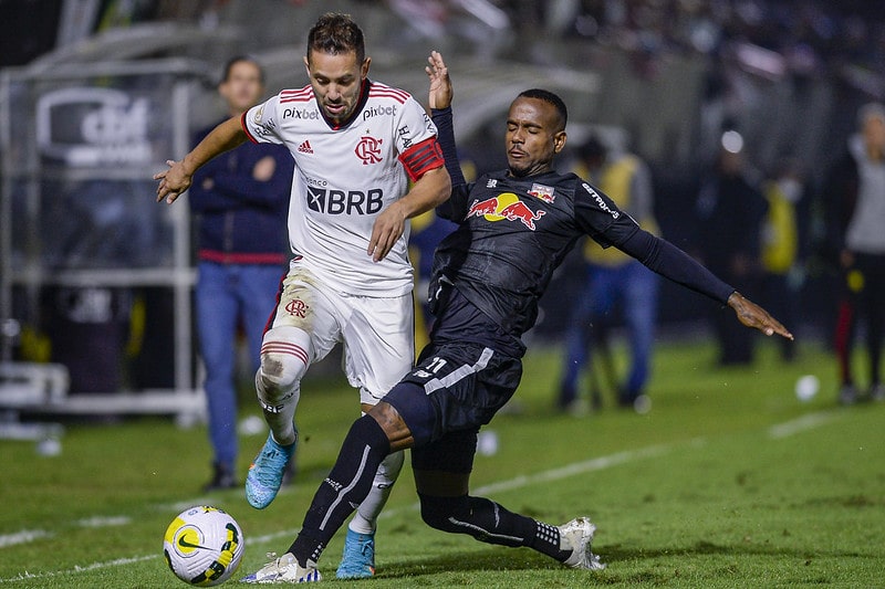 Flamengo finalização preparação para jogo com Bragantino e tem retorno de  jogadores das seleções - Super Rádio Tupi