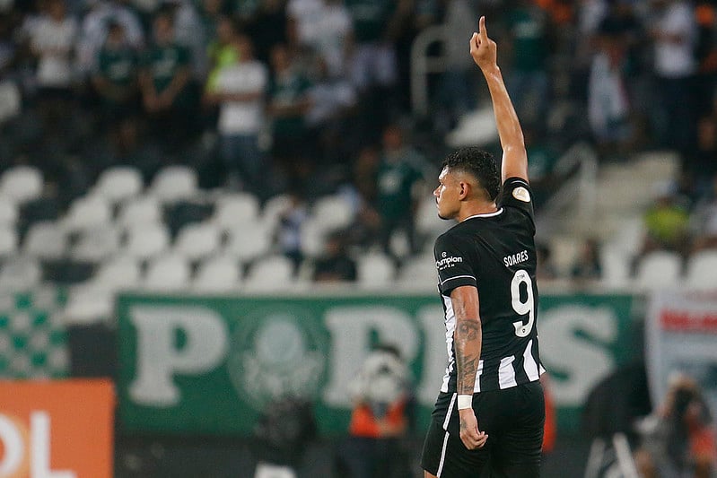 Após shows do Coldplay, Botafogo quer voltar a jogar no Nilton