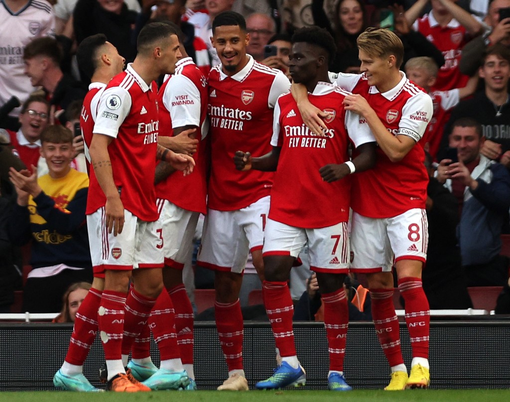 Arsenal abre vantagem, mas deixa Liverpool empatar em jogo com 3 gols de  brasileiros - A Crítica de Campo Grande