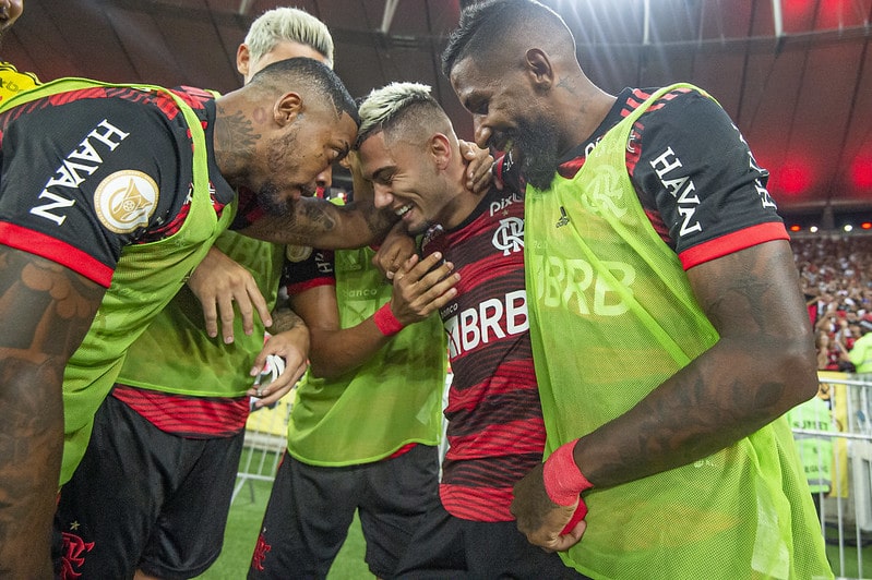 Globo coloca jogo do Flamengo para 'barrar' crescimento do SBT com Seleção  Brasileira na Copa América - ISTOÉ Independente