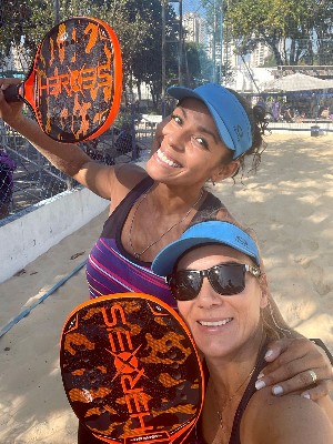 Rafael Moura, o He-Man, participa de evento com estrelas do Beach Tennis no  Flamengo