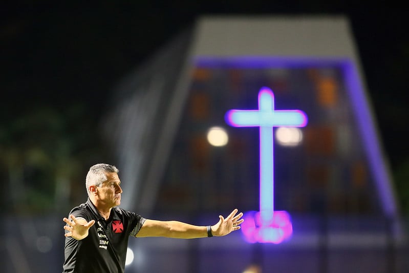 Ituano e Vasco decidem acesso para a Série A do Brasileirão neste domingo  (6)