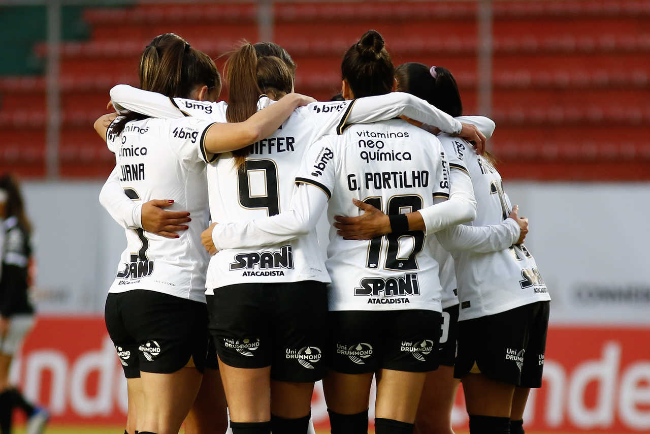 Corinthians goleia o São Bernardo e está na final da Copa Paulista Feminina  - Lance!