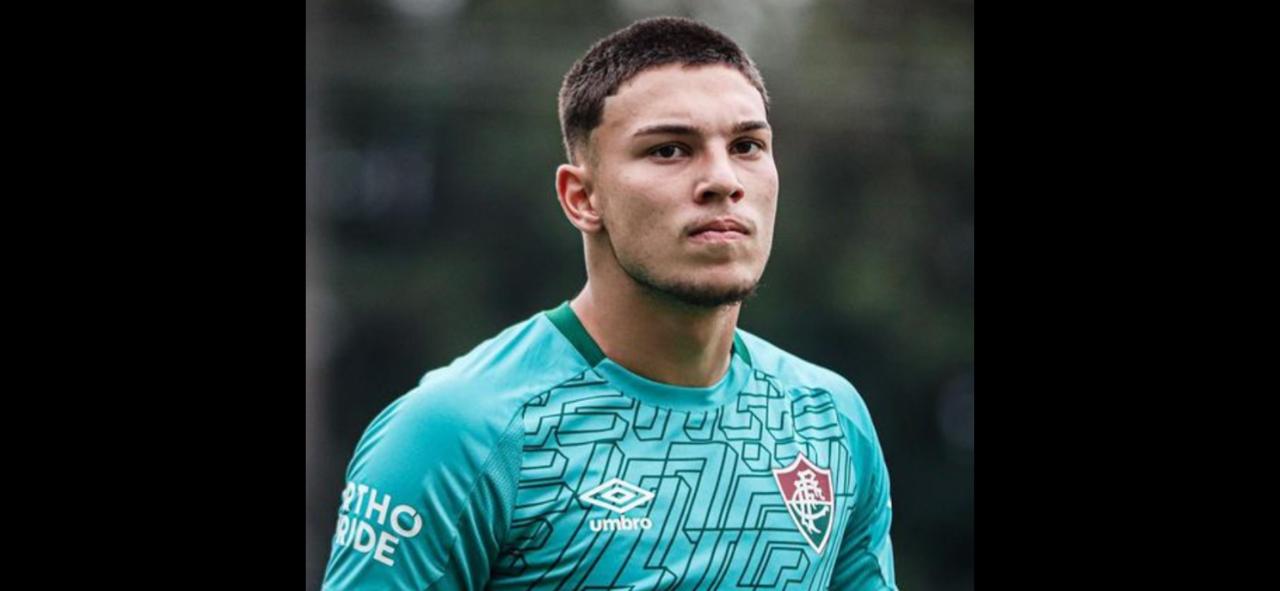 Fluminense de Feira contrata goleiro de 22 anos para reforçar time