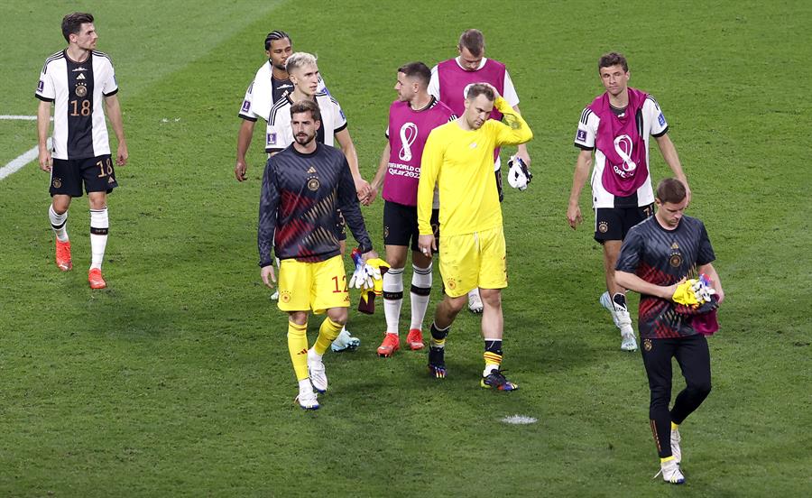 Gavi, da Espanha, se torna o terceiro jogador mais jovem a marcar um gol em  Copas, espanha