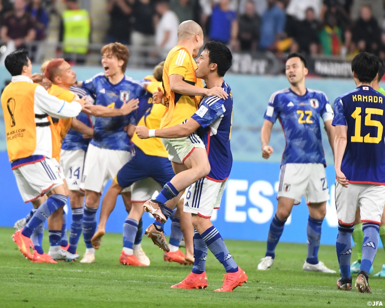 Doentes por Futebol - Virada sensacional do Japão para cima da Alemanha. Um  jogo espetacular! 🇩🇪 1x2 🇯🇵