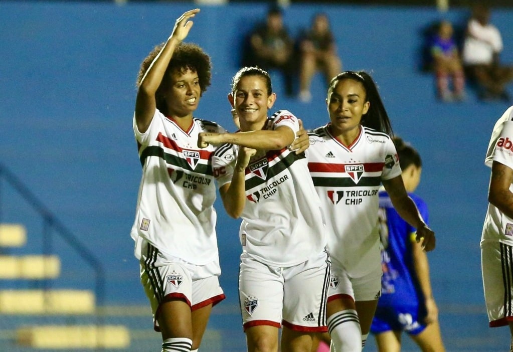 São Paulo vence o São José por 2 a 0 e estreia com vitória no Campeonato  Paulista Feminino de 2021 - Lance!