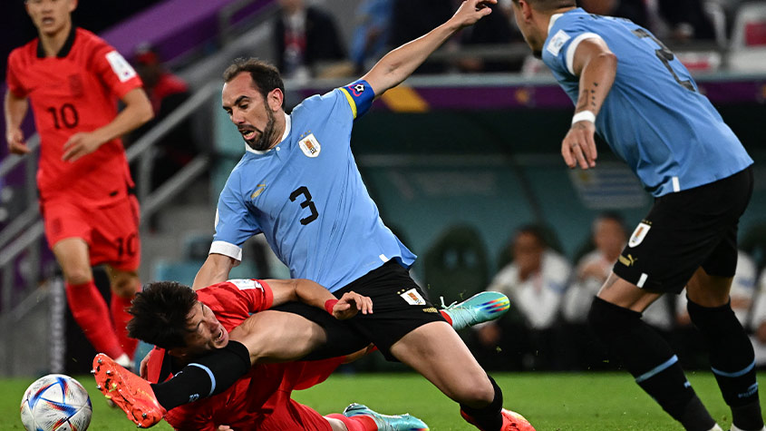 Isso não vai nos definir', diz treinador do Uruguai sobre empate na estreia  da Copa - Lance!