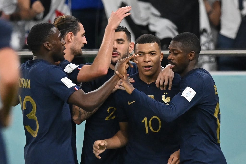 Mbappé brilha e França vence a Polônia por 3 a 1, garantindo vaga