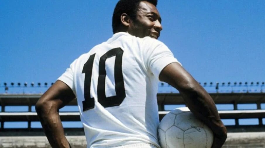 Vasco oferece título de sócio honorário a Pelé: Se declara