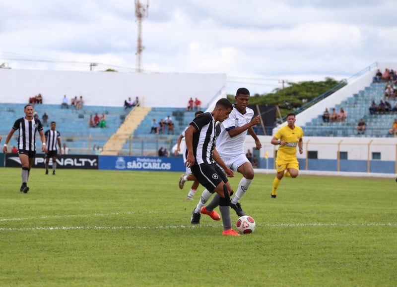São Carlos faz jogo parelho, mas perde para o Botafogo - São Carlos Agora