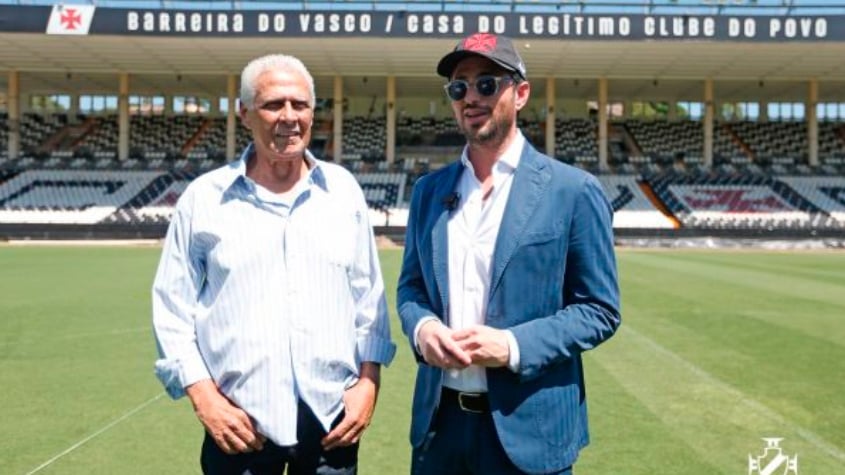 Touro invade campo durante partida de rugby na França; veja