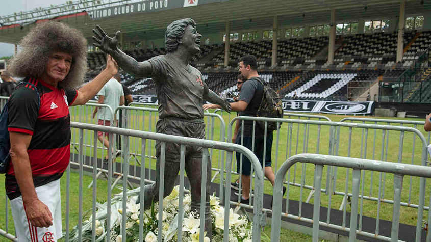 Joia do Racing, Carlos Alcaraz está próximo de clube da Premier League -  Lance!