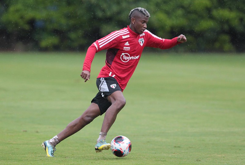 Quem é Matheus Belém? Cria de Cotia foi destaque em empate do São Paulo -  Lance!