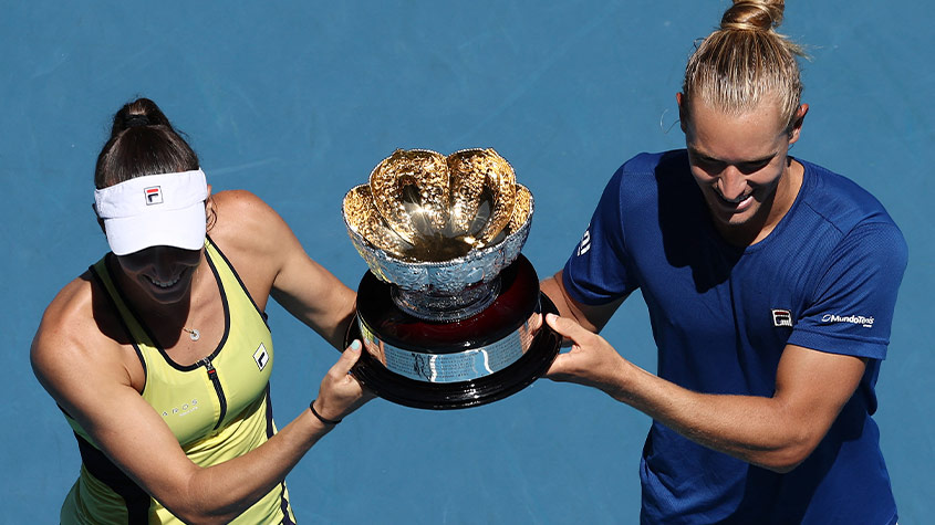 Dupla brasileira é campeã no Aberto da Austrália em feito inédito