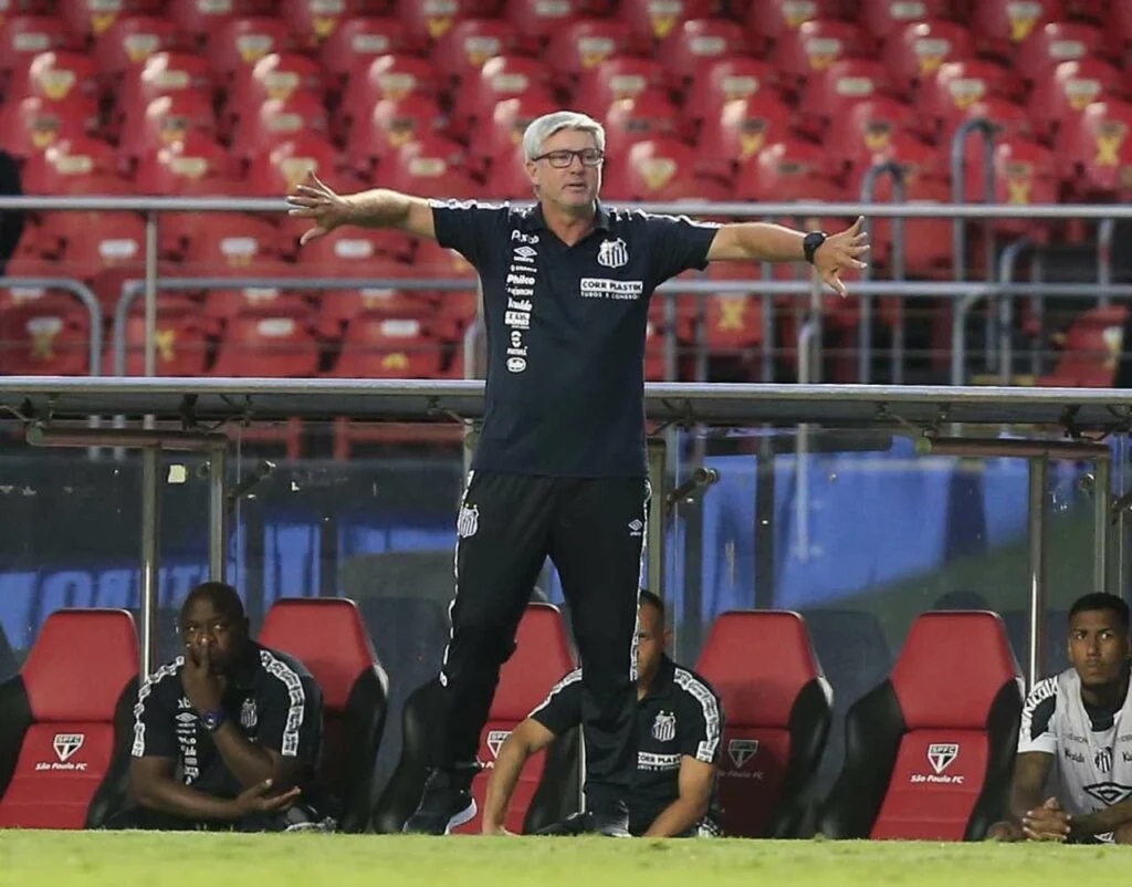 Após rescindir com Santos, Raniel acerta com clube da segunda