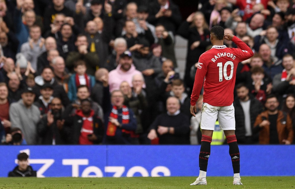 Rashford sente problema e deixa jogo do Manchester United lesionado