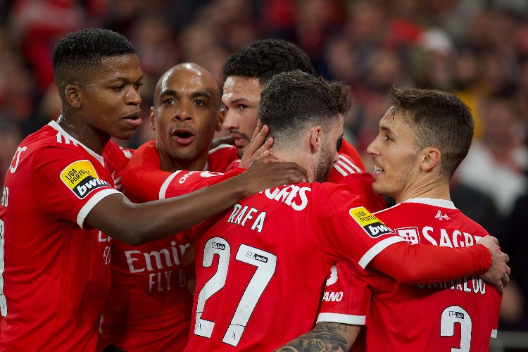 Atenção, Benfica: defesa do Inter de Milão é baixa para o jogo da Champions  