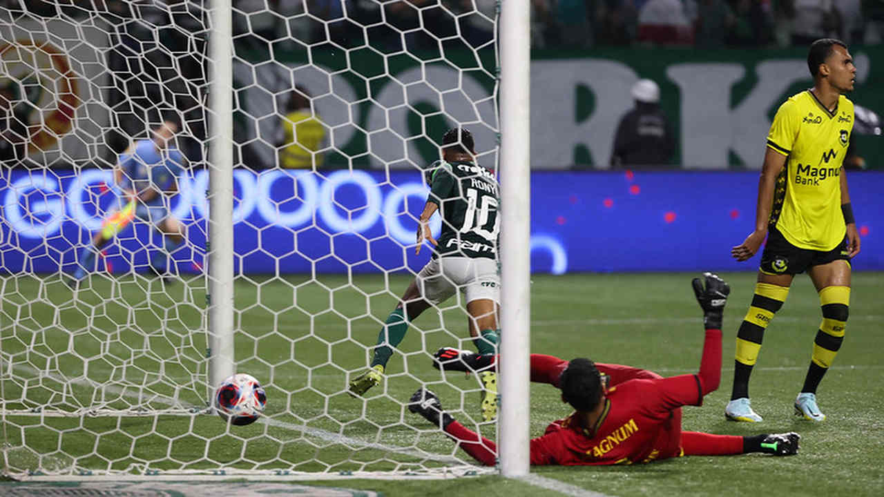 Seleção Uruguaia convoca Joaquín Piquerez Mercado do Futebol Hoje, Na  próxima semana, o Palmeiras terá um desfalque na sua equipe. Pois a Seleção  Uruguaia convocou o lateral-esquerdo Joaquín Piquerez. O atleta vai