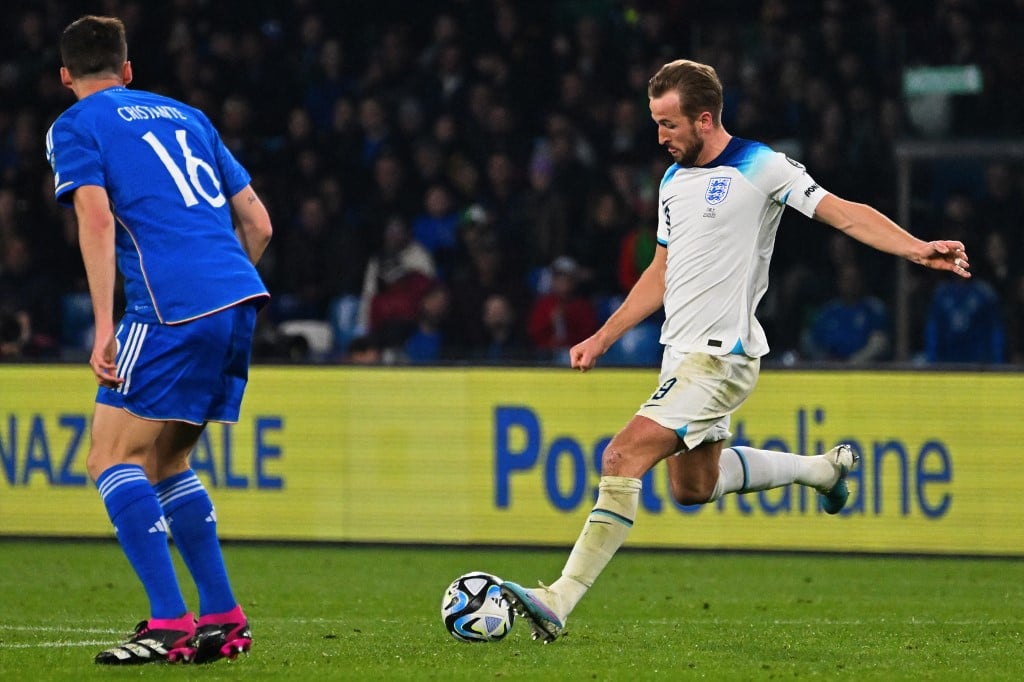 Onde assistir ao vivo o jogo da Inglaterra hoje, domingo, 26; veja