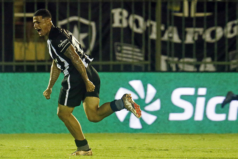 Quem é Matías Rojas, meia que interessa a grandes clubes brasileiros?