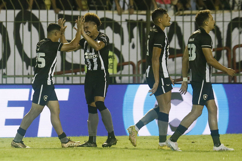 Conheça Matías Rojas, meia-atacante que está na mira do Botafogo - Lance!