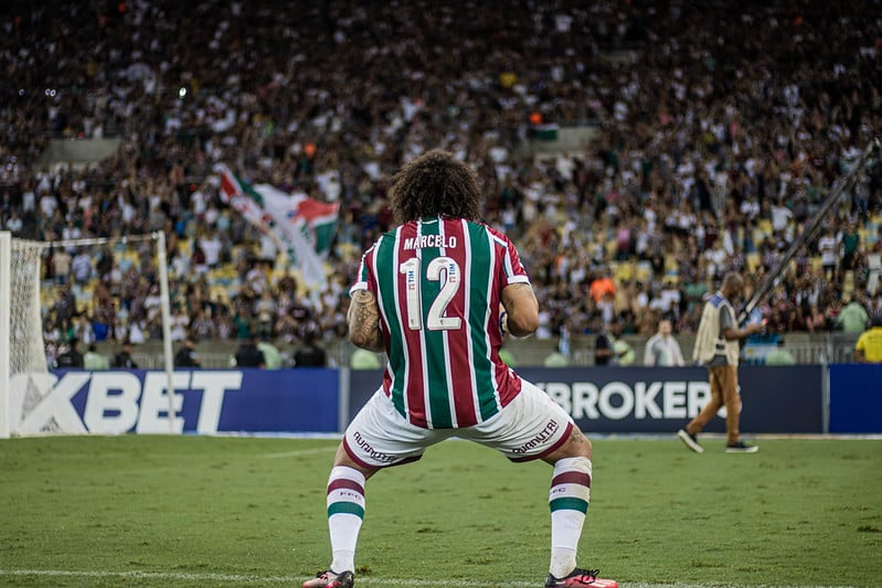 Fluminense goleia o Flamengo e é bicampeão carioca — Fluminense