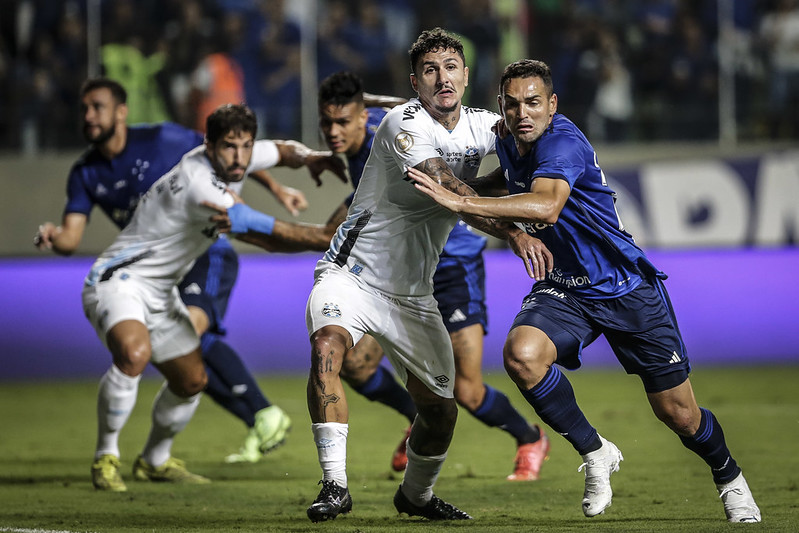 Grêmio x Cruzeiro terá experiente árbitro 'afastado' de jogos da Série A