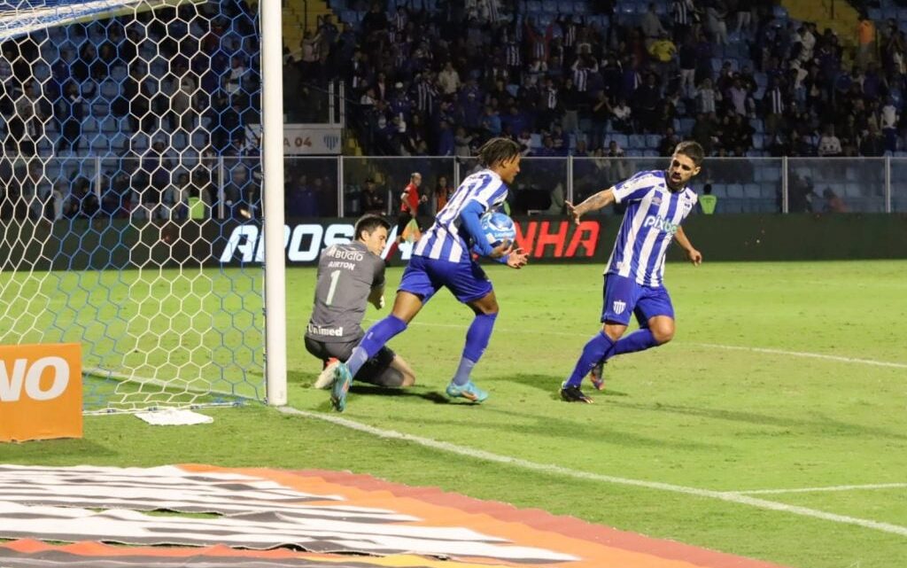 Avaí 0 x 3 Flamengo: uma resenha da vitória do líder do