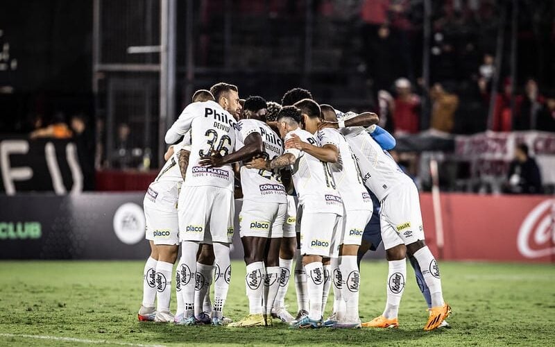 Wesley tem tarde de herói, e Cruzeiro vence o Santos no Brasileiro