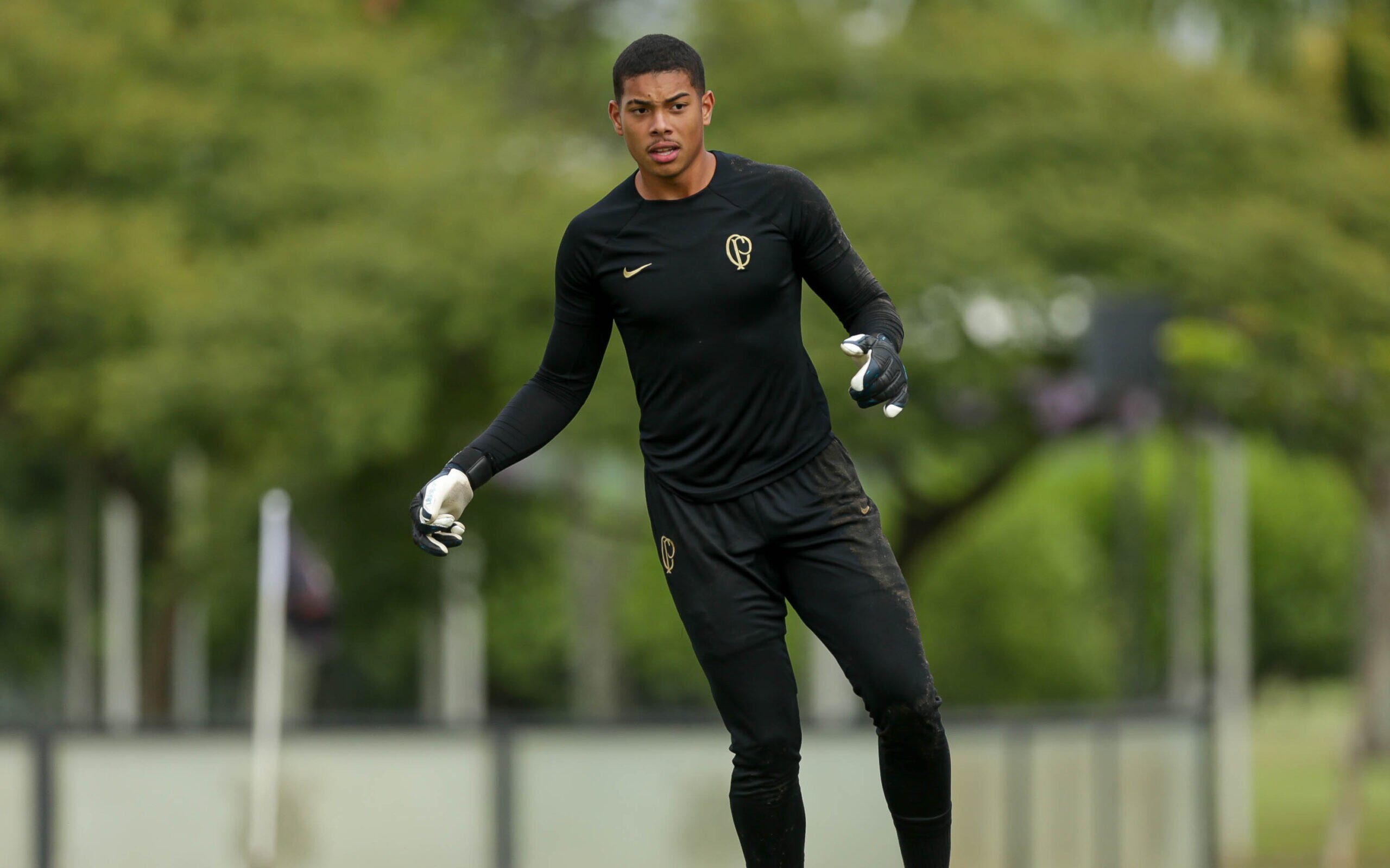 Dupla se destaca na base e no profissional do Corinthians após 'alerta' de  Luxemburgo; veja