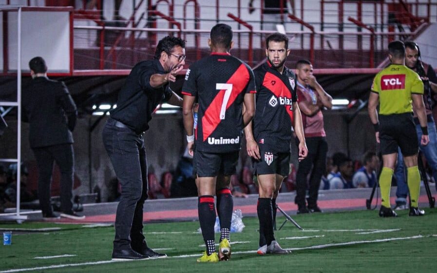 Joinville x Atlético-GO: onde assistir, escalação, horário e as últimas  notícias