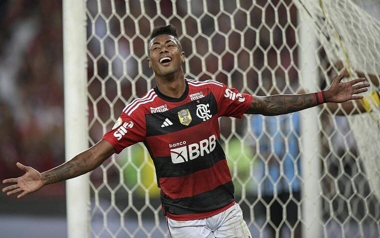 Bruno Henrique manda recado sobre a situação de Sampaoli no Flamengo