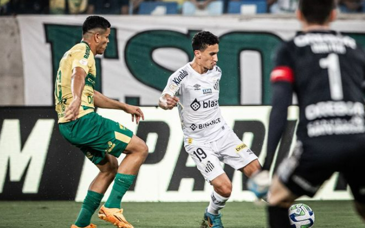 Santos perde para o Cuiabá e amplia jejum para sete jogos no