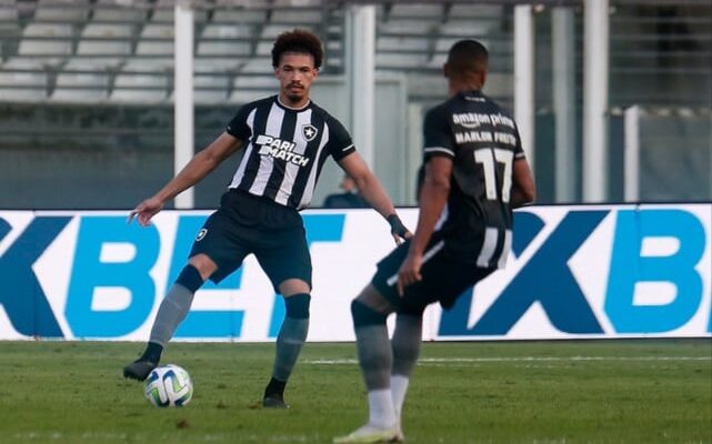 Presidente do Danubio afirma que ida de Mateo Ponte para Botafogo está 'por  detalhes' - Lance!