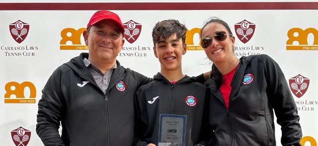 Atleta catarinense e jovem talento de 13 anos vencem na estreia do ADK  Juniors Cup - 14ª Copa Santa Catarina de Tênis - em Itajaí (SC)