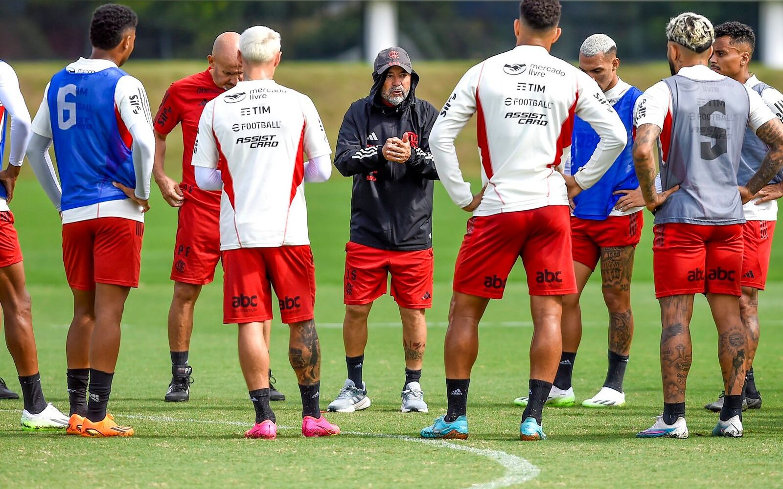 Gabigol é trunfo do Flamengo para jogo contra o Olimpia, pela Libertadores;  entenda - Lance!