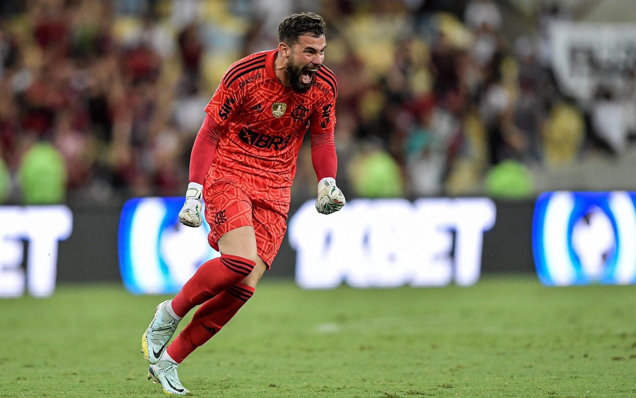 Esqueça Matheus Cunha, ele é o melhor goleiro do Flamengo e quer estrear  logo