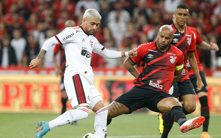 Flamengo x Athletico: onde assistir ao vivo, horário e escalações do jogo  de hoje pela Copa do Brasil