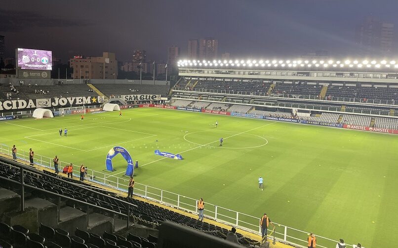 Jogo entre Grêmio e Bahia, pela Copa do Brasil, atrasa em 1h por ciclone  extratropical