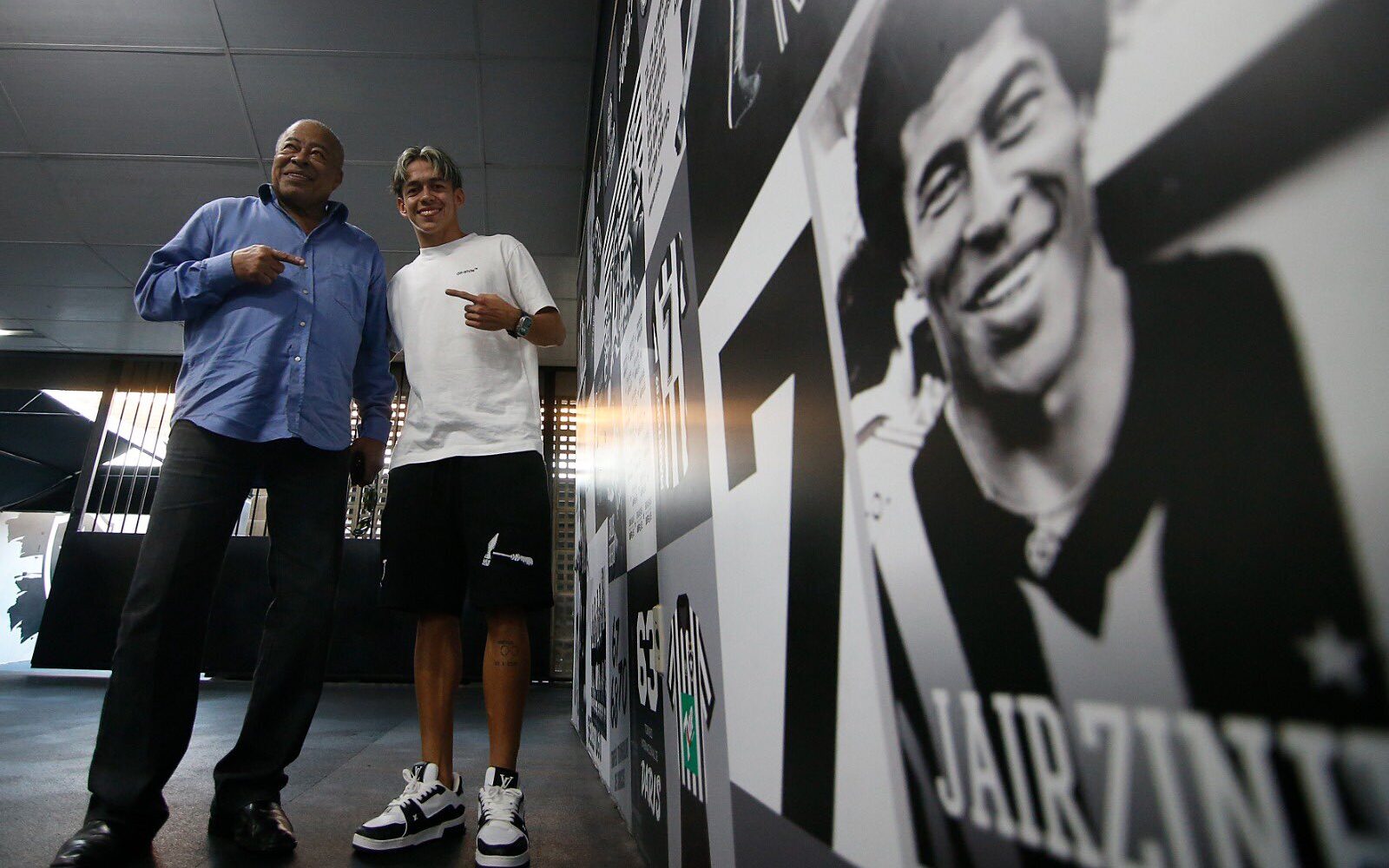 Em lançamento de uniformes do Botafogo, Jairzinho valoriza atual