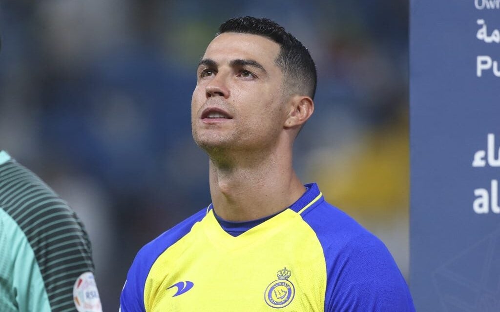 Al-Ittihad se aproxima de Salah e planeja superar números de Cristiano  Ronaldo - Lance!